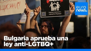 El presidente de Bulgaria aprueba una ley anti-LGTBQ+ pese a las protestas