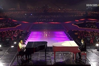 Tae Yang & Xiah Junsu - Piano Battle Live  HD