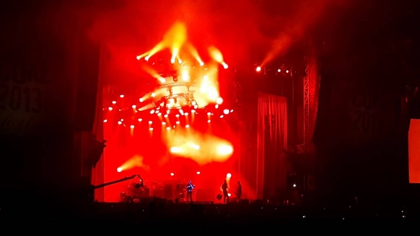 The Prodigy Smack My Bitch Up ( Live Rock N Coke Festival
