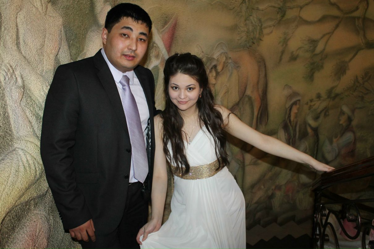 Asema Makenbayeva $ikon | Алматы