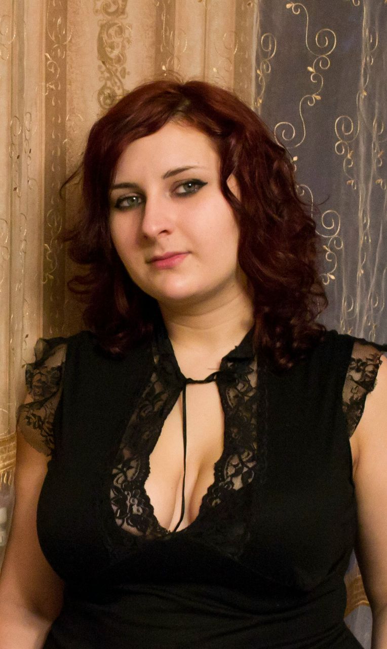 Юля Сероштанова | Мариуполь