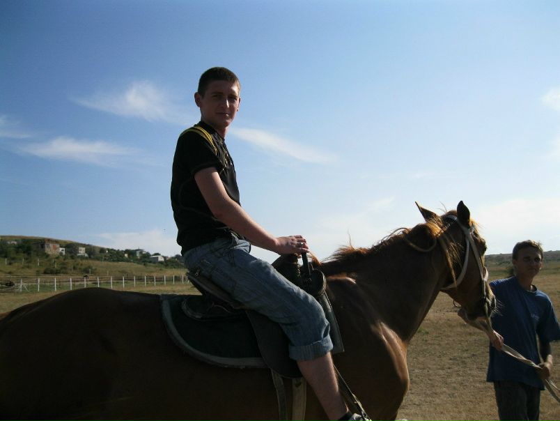 №48, Иван Качур, Керчь №48, Иван Качур, Керчь