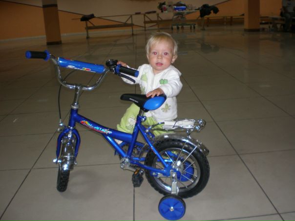 №3, Галя Бежук №3, Галя Бежук