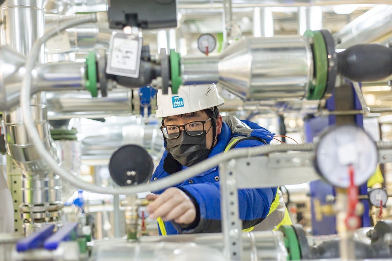 Завершено строительство многофункционального комплекса «Парк Хуамин» с гостиницей и офисами на северо-востоке столицы, сообщил вице-мэр Андрей Бочкарёв.