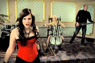 Lyriel - Paranoid Circus