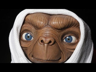 E.T. the deadbeat dad  TPRS Spanish. Level 2B.
